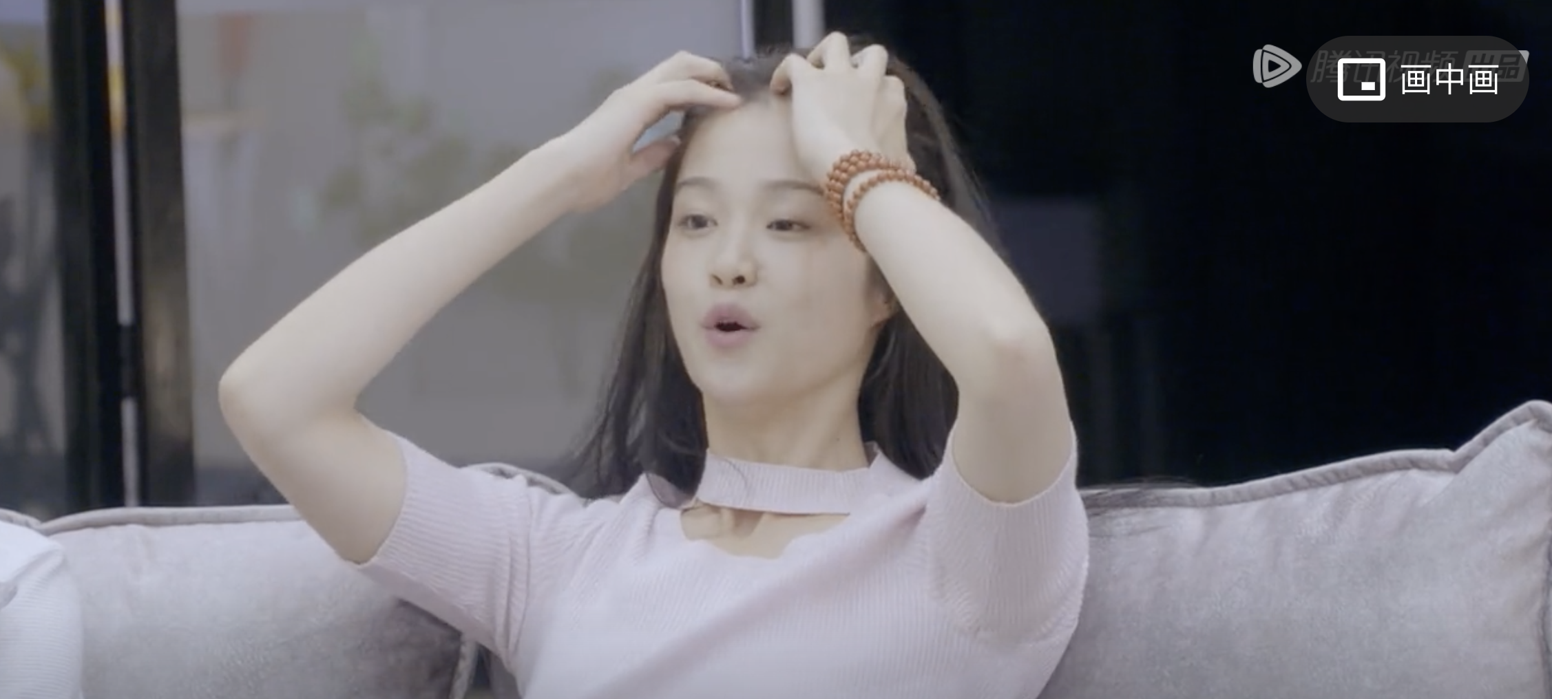 《心动的信号1》李君婕为何一直撩头发？二刷才看懂她最自卑