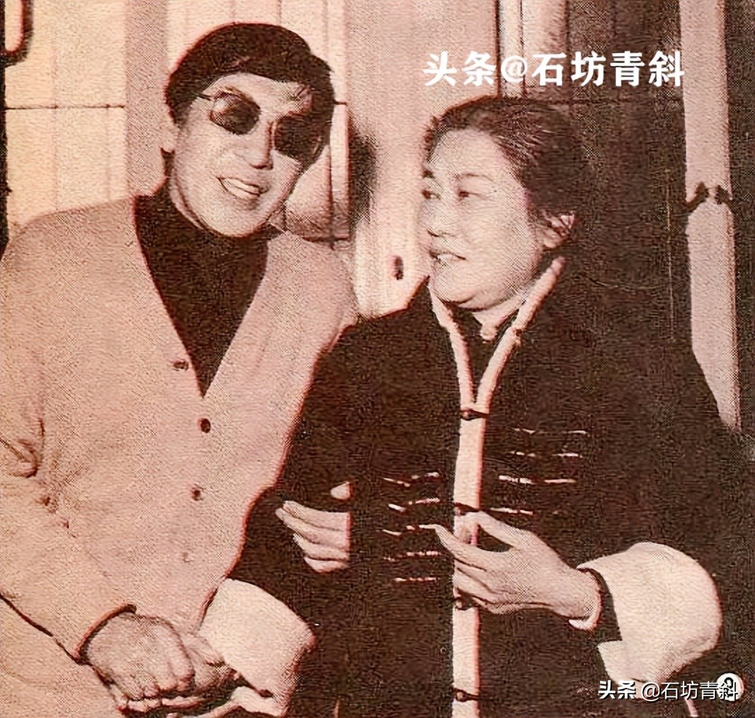 康泰用生命在演戏，到部队体验生活读烈士的诗句，妻子形象成谜