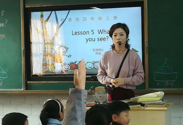 高考英语降为副科，物理和历史将反客为主？官方回复让家长放心