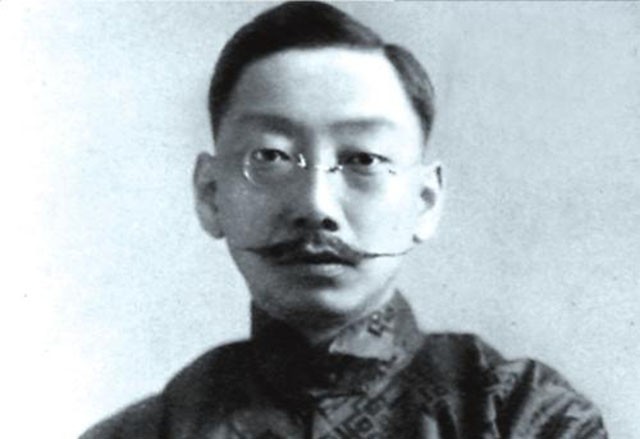 北大专业“六代单传”，一人请假全院休息，毕业合影只有1名学生