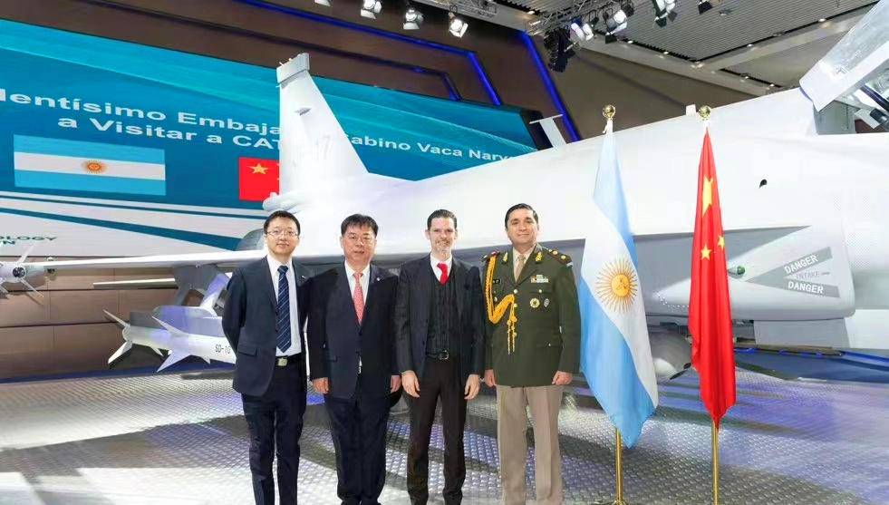 ���ˣ�����͢�ѿ�ʼ����������ӡ�Ȳ����������Ե�Ӣ�Ƶ�������