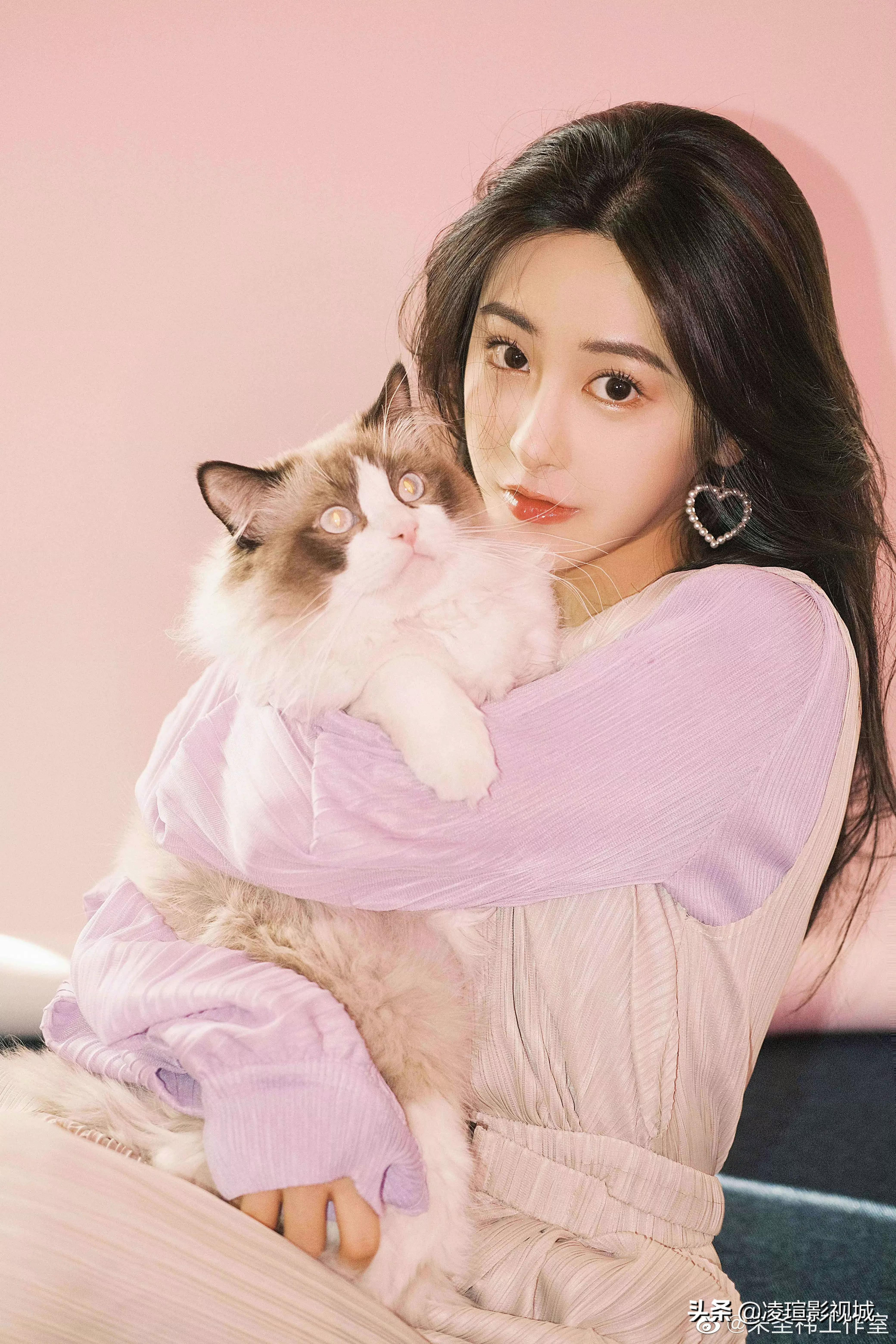 明星壁纸图片分享：朱圣祎（1）