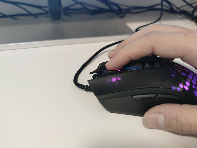 游戏打字最佳“辅助”，血手幽灵RGB轻量化鼠标体验
