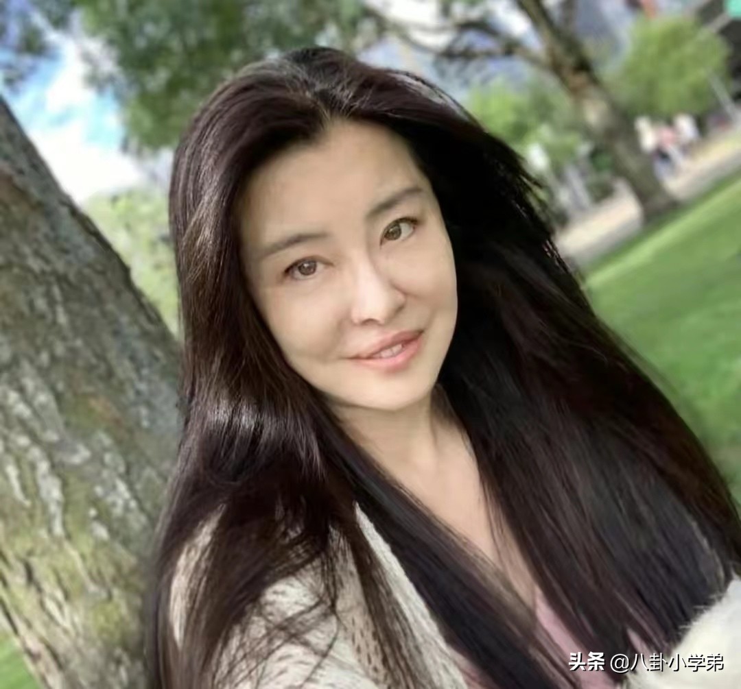 离开了P图和化妆，这8位中老年女星的素颜，谁老了谁冻龄一目了然