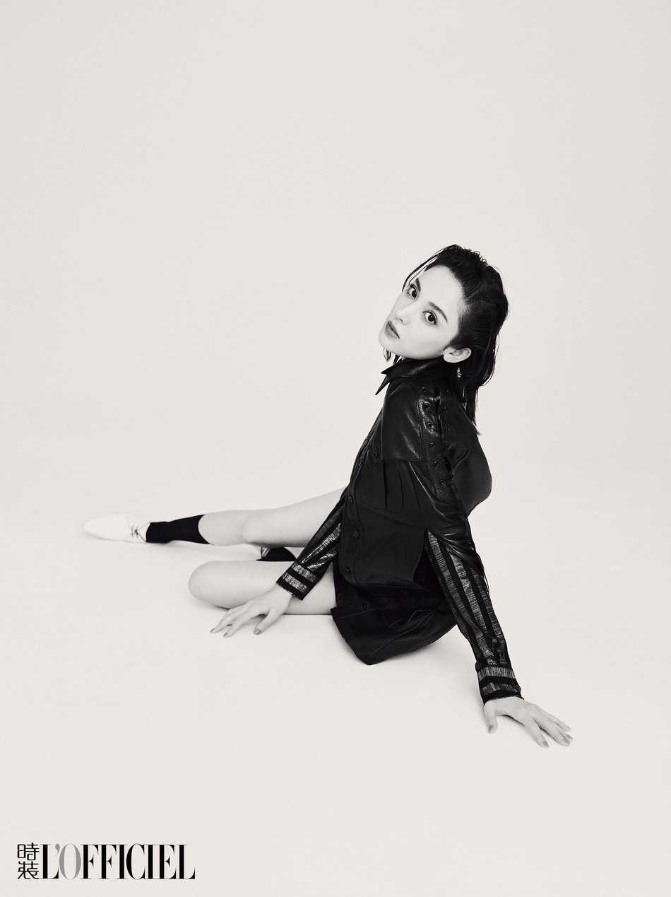 古力娜扎中性西装造型复古盐系湿发A气十足