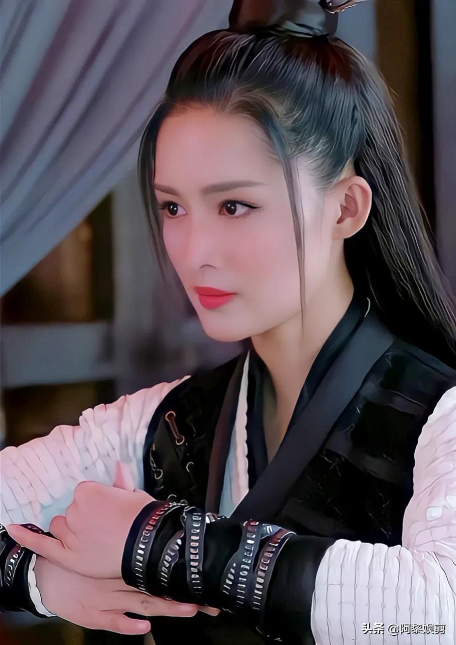 李沁古装照美若天仙