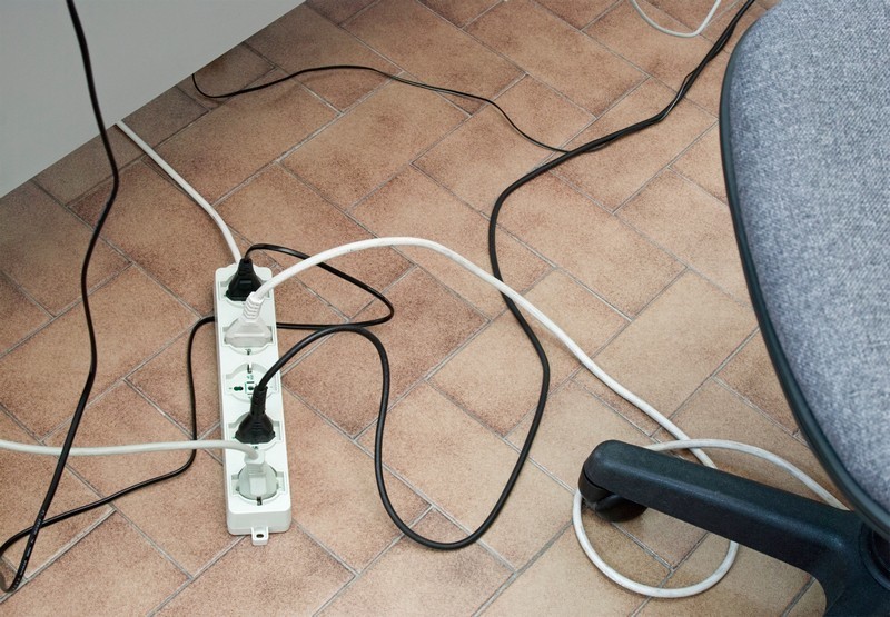七口合一化繁为简：生活用电，一个绿联 100W 智充魔盒 Pro就够