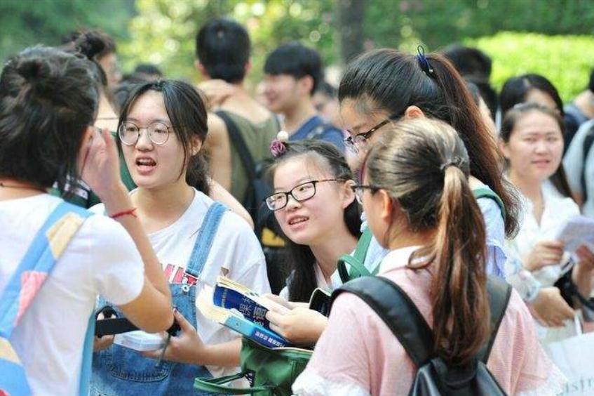 四六级一年比一年“难”？并不是大家的错觉，通过率正在逐年降低