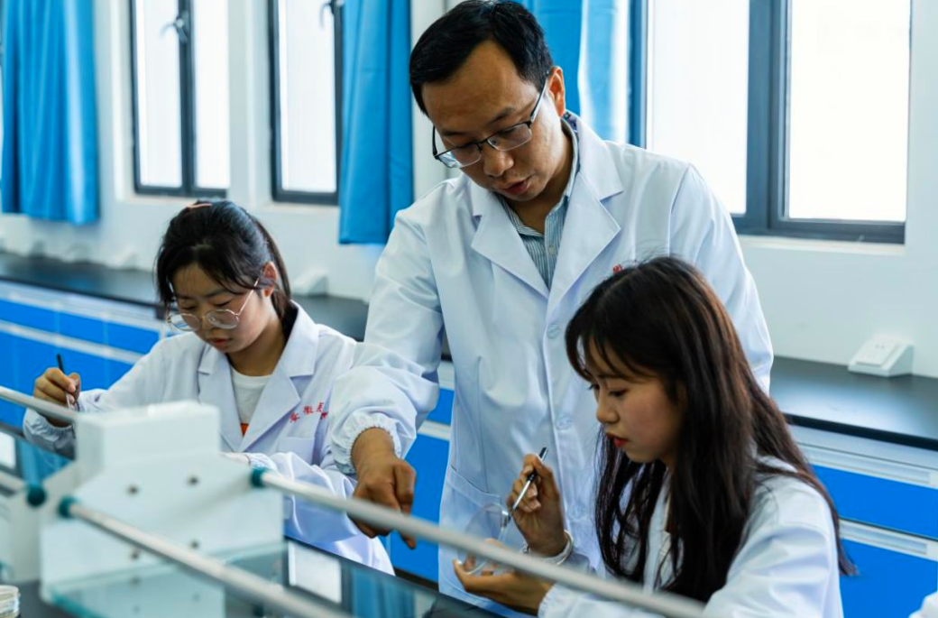 就业率高的医学专业排名，临床医学无缘榜首，口腔医学仅排第3