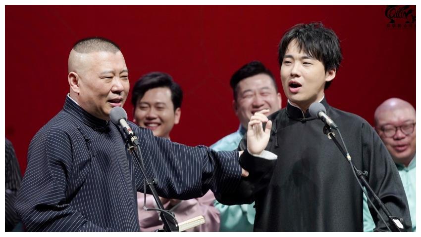 德云社的"少班主"郭麒麟,遗传了父亲郭德纲的优良基因,近几年频繁活跃