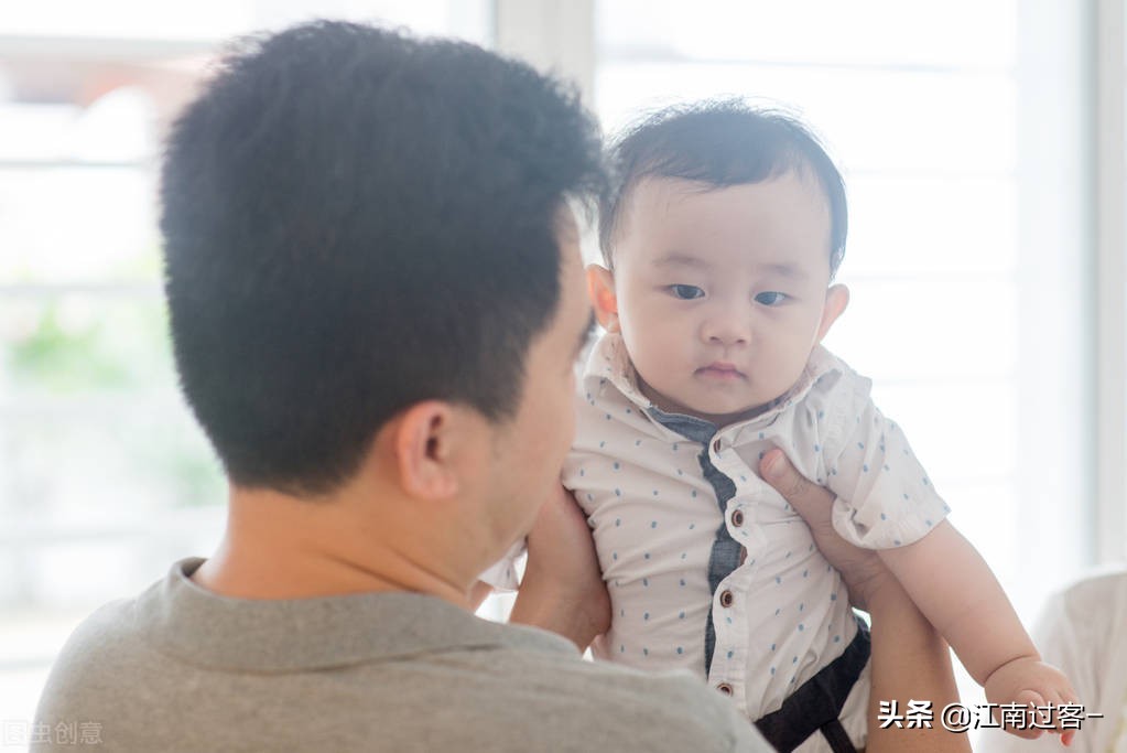 温馨祝福老爸生日快乐，愿您健康长寿、幸福安康！