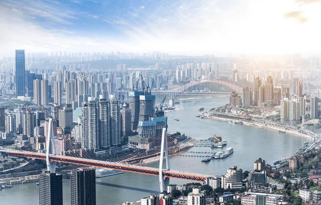 中国最大的城市是哪个？中国近几年上升最快的网红城市