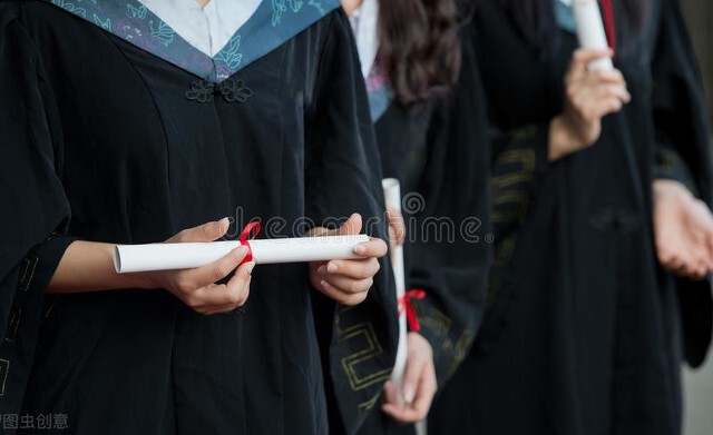 毕业证学位证被极兔快递弄丢赔1760元，这俩证丢了为啥不能补办？