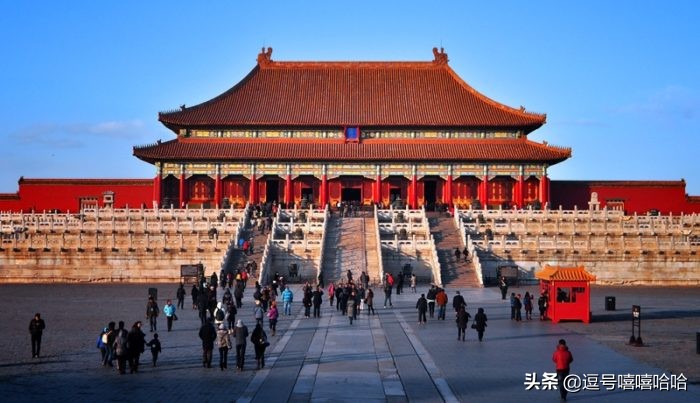 中国18大史诗级旅游胜地：自然奇观与人文瑰宝的绝美榜单