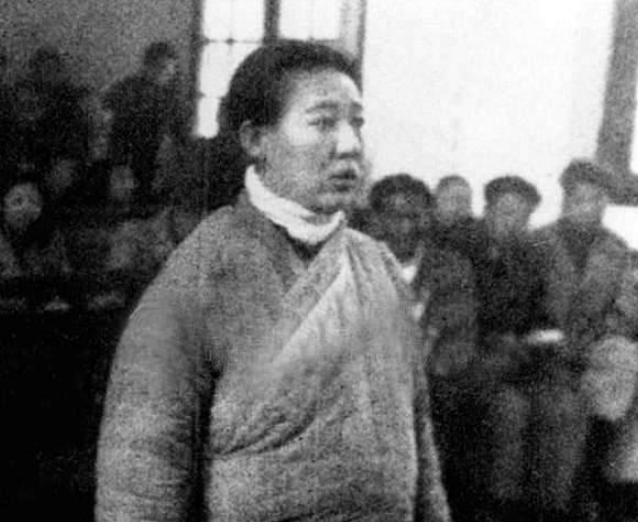 老照片直击川岛芳子审判枪决现场：行刑前被调包？枪决后面目全非