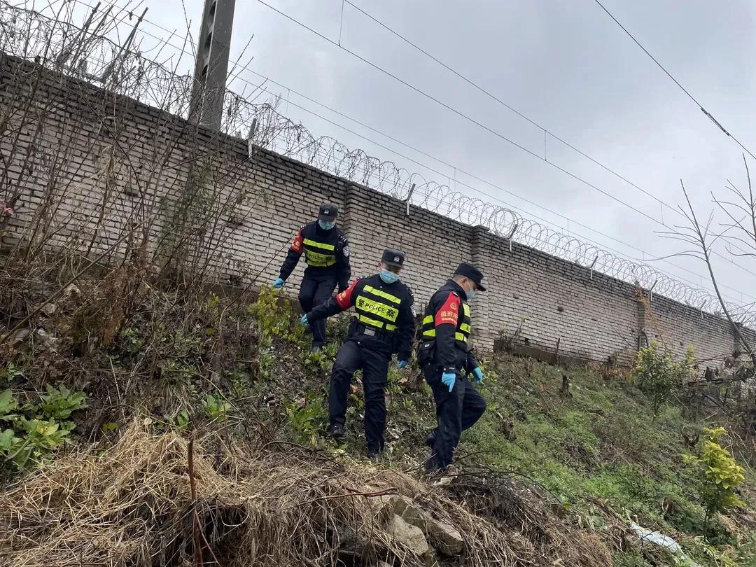 护航春运：线路民警徐磊的坚守