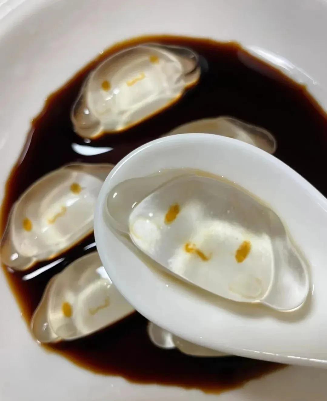 炎热的夏天，来一碗可爱的玉桂狗冰粉吧