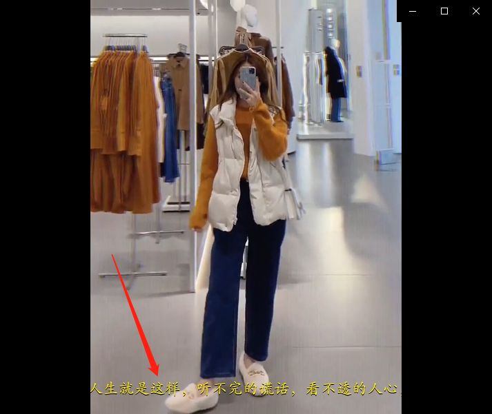 有没有一键合并多个视频并添加文案和音频的简单操作步骤？
