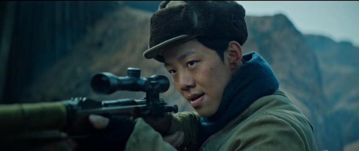 拒绝“浓妆艳抹”，《狙击英雄》4位硬汉，告诉你啥叫真正的男人