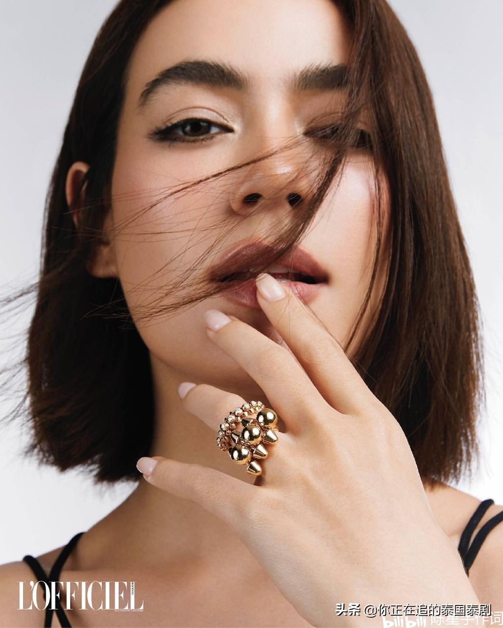 泰国明星夫妇MarkPrin和Kim求婚后首刊杂志：四部新泰剧备受期待