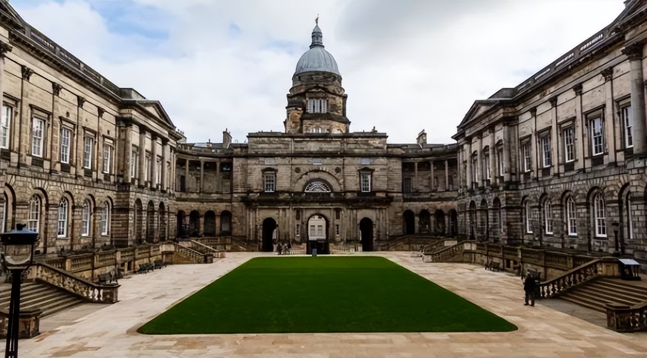 这十所英国大学，学费涨的最狠