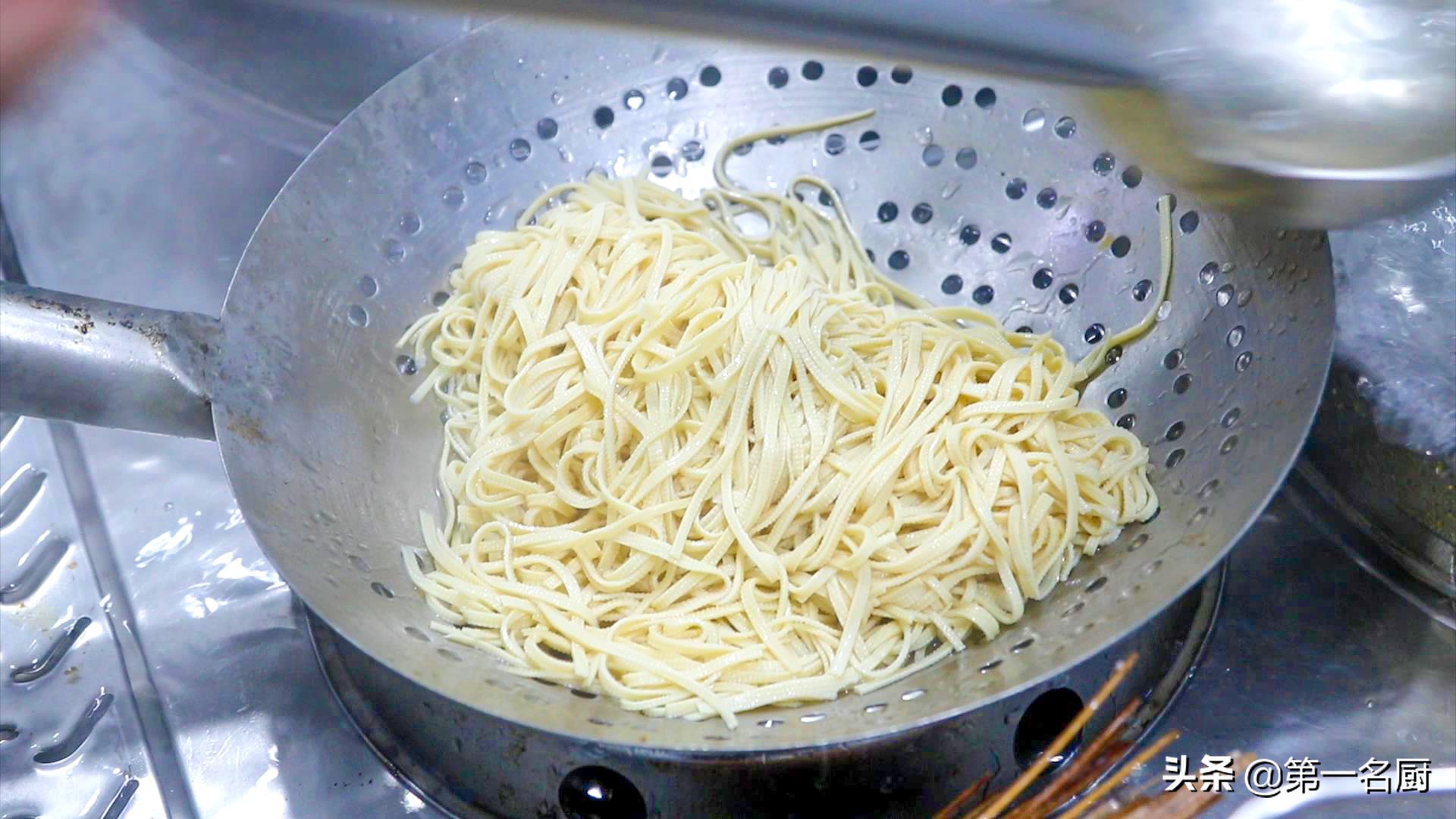 蛋白质高的食物排行榜（这五种蛋白质高的食物你了解多少）