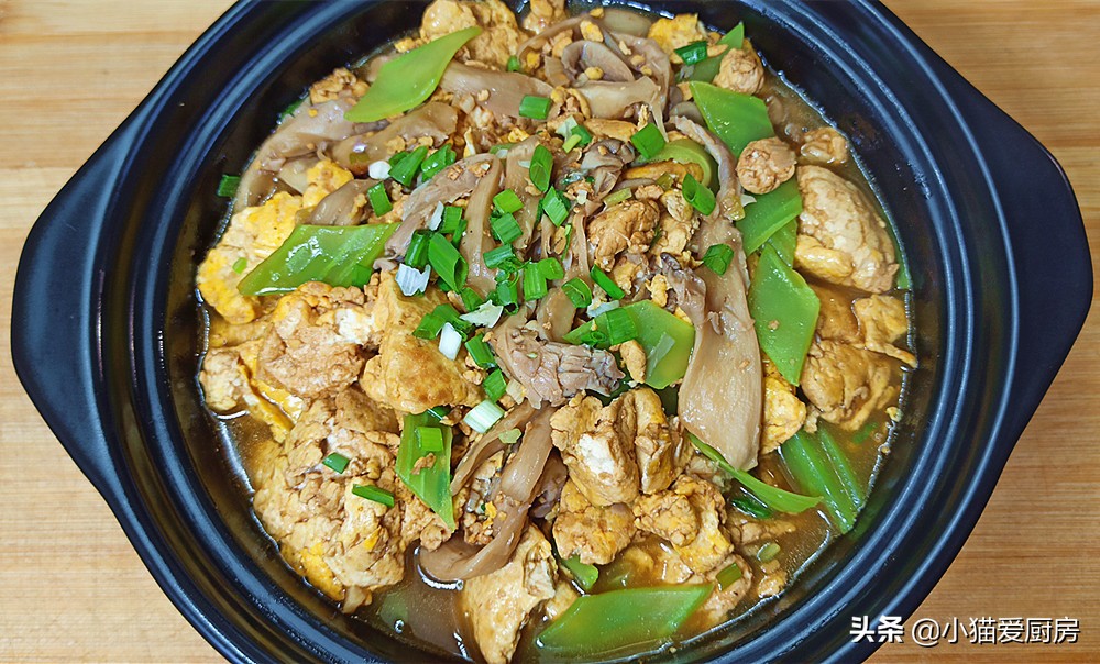 图片[1]-【豆腐烧平菇】做法步骤图 营养好吃 不比大鱼大肉差-起舞食谱网