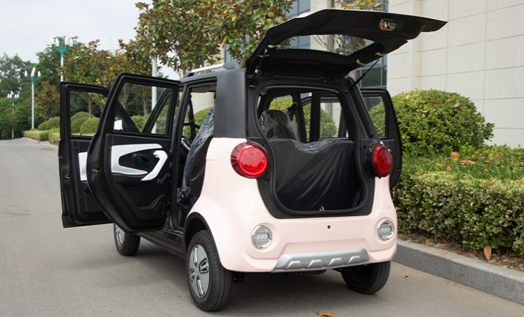 1万出头的2款电动四轮车,最大续航180公里,有空调,适合老年人