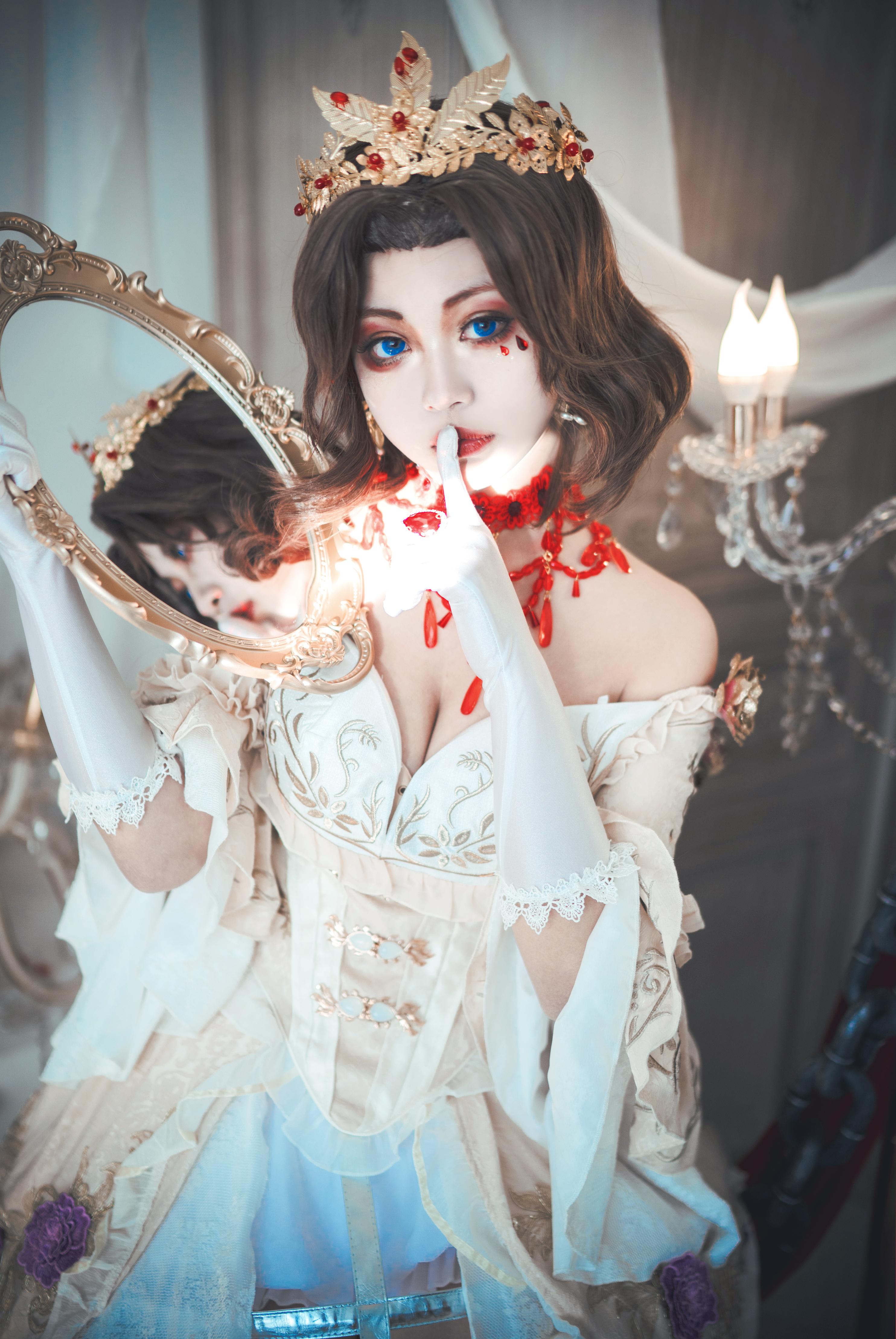 第五人格红夫人血宴cosplay(第五人格红夫人血宴cosplay正片)