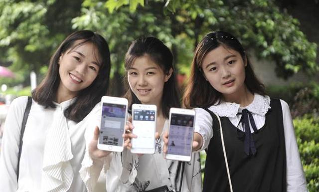 上了大学才知道，原来“特困生”并不困难，而是“隐形富豪”