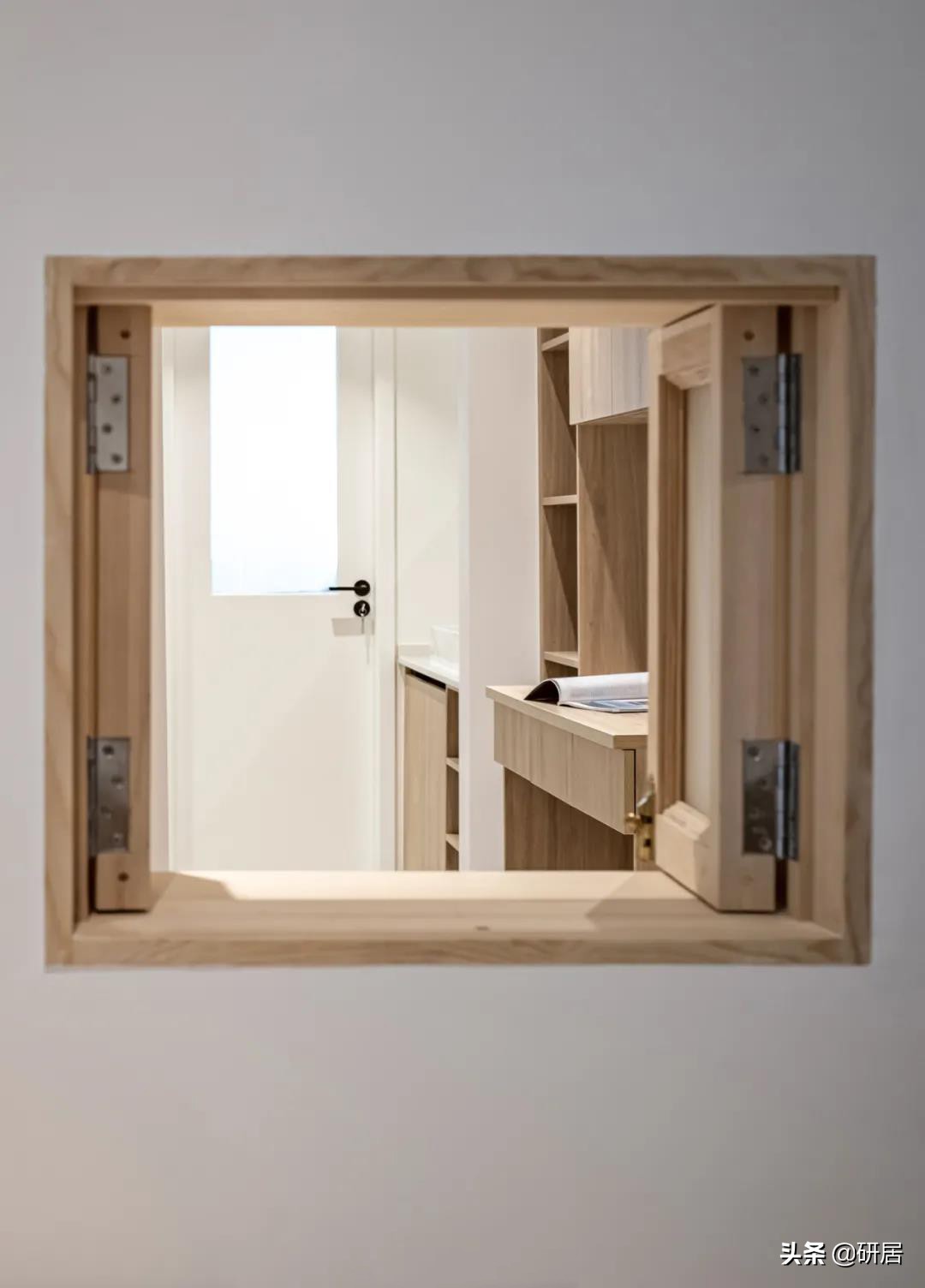 这对夫妻厉害了，50平的家装成了3室，室内温馨舒适，有大量收纳