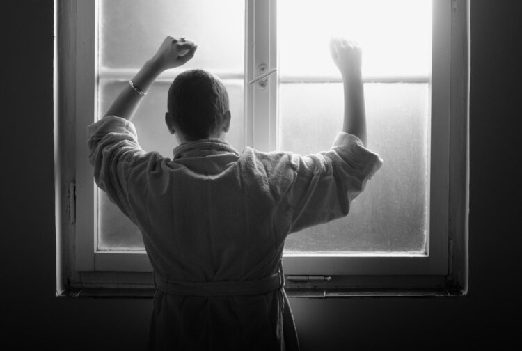 癌症来临时，身体会“喊痛”！身上若出现5种痛，千万别大意了