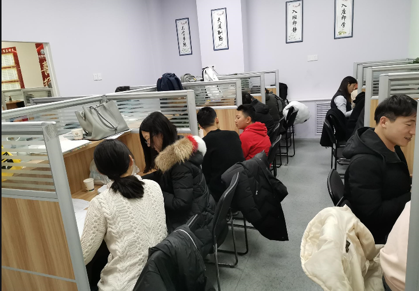 高考后才知道，高中生“补课”和“不补课”，差别一目了然