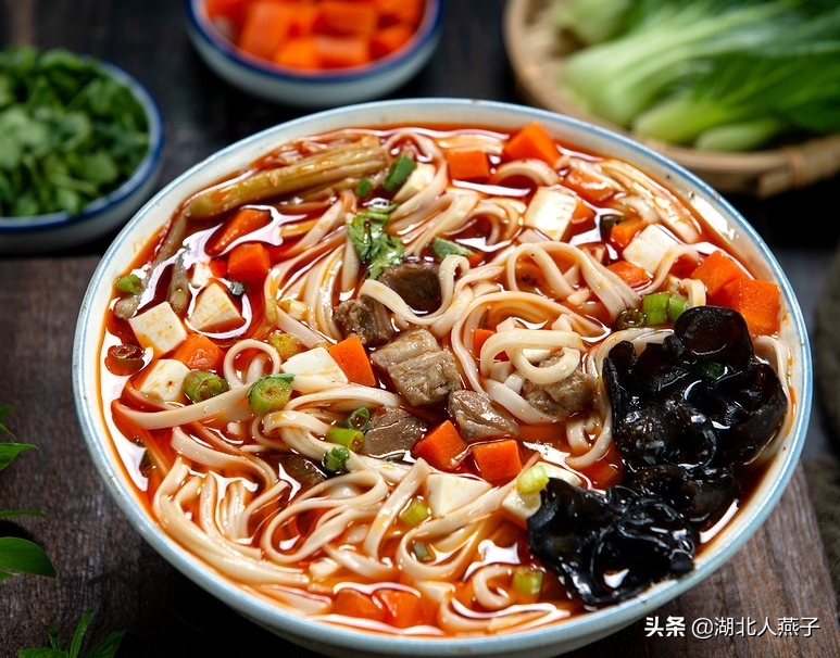 西安最有名的15种面食，每一种都是西安人的最爱，你吃几种呢？
