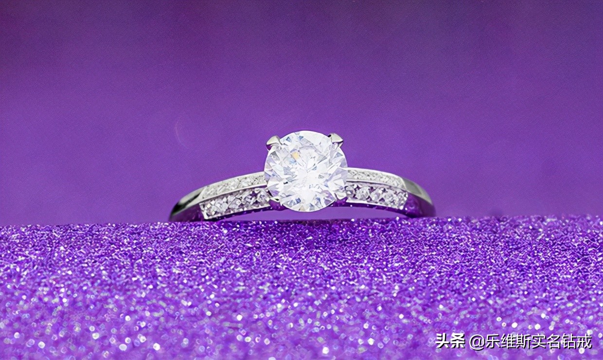 订婚戒指买几个（订婚戒指要买吗）