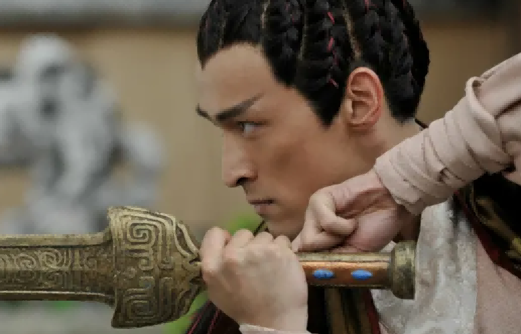 “古装男神”出场别尬演！有人自带BGM，有人一眼万年直接封神