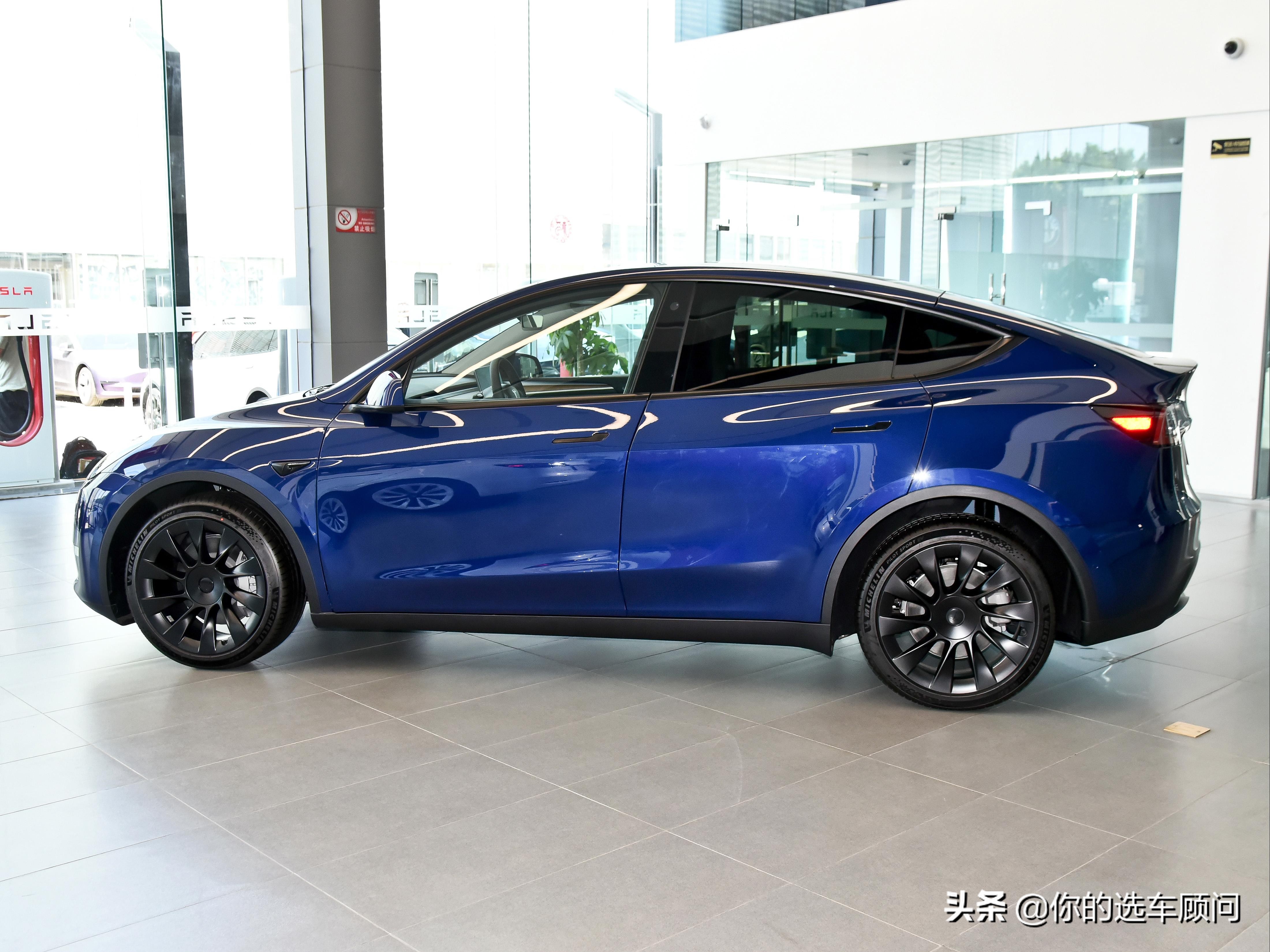 不到30万，充电方便的电动SUV，续航545公里，实拍特斯拉Model Y