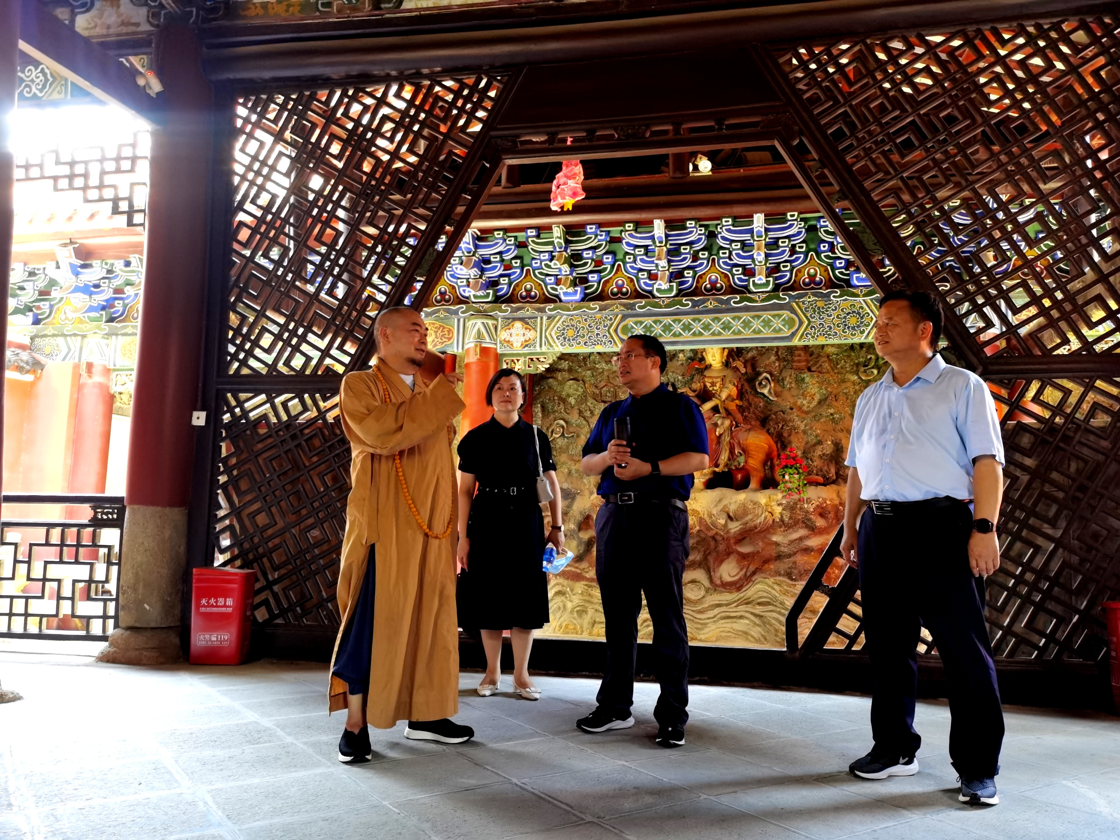 湖南省民宗委副主任林彰良一行调研张家界天门山寺、普光寺