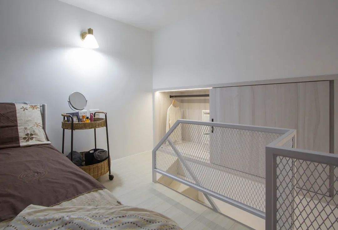 她家仅60㎡，因太会布置而走红，一居变三室，太有智慧了