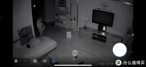 伴娃成长每一天，萤石BM1宝宝摄像机堪称育儿神器
