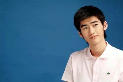 喝酒闹事，丑态百出！细扒娱乐圈这7个明星的酒后窘态，个个荒唐