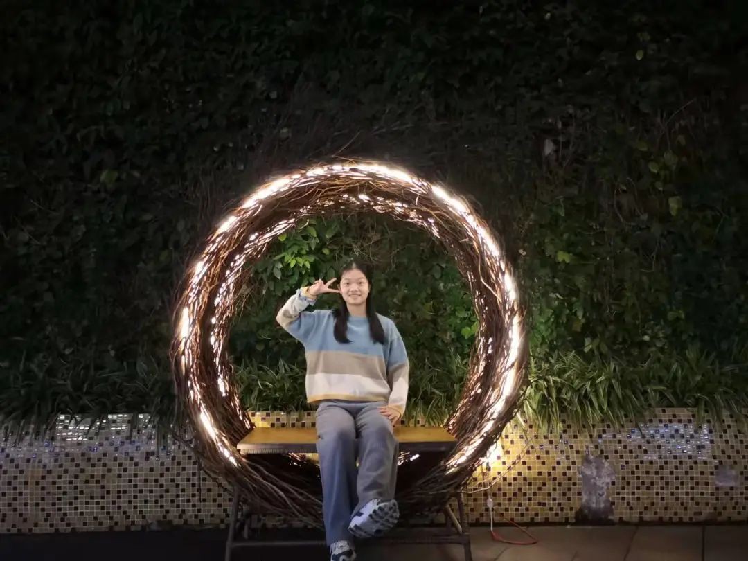 重庆9位女神学霸：就读同所大学，全部考研/保研985名校，奖项拿到手软！