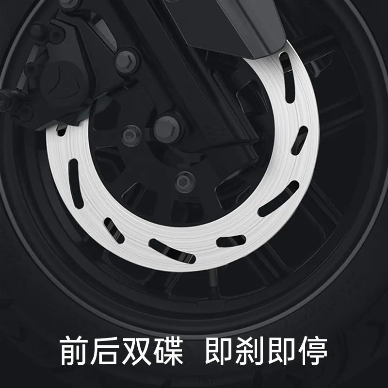 续航400里，雅迪推出新款高颜值电动车，搭载2000瓦电机