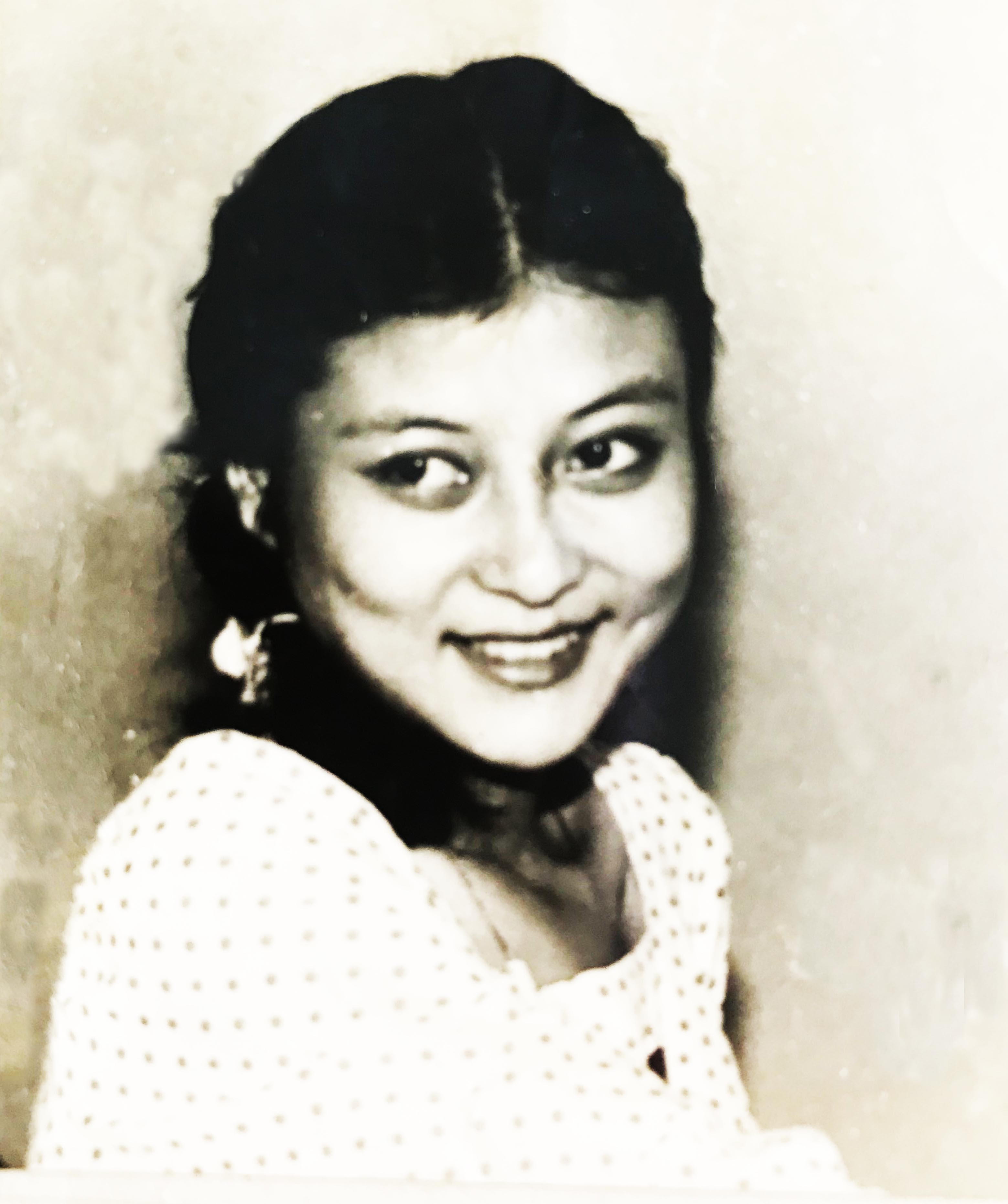 歌坛一颗耀眼的小星星，当年与程琳齐名，《妈妈的吻》传唱至今