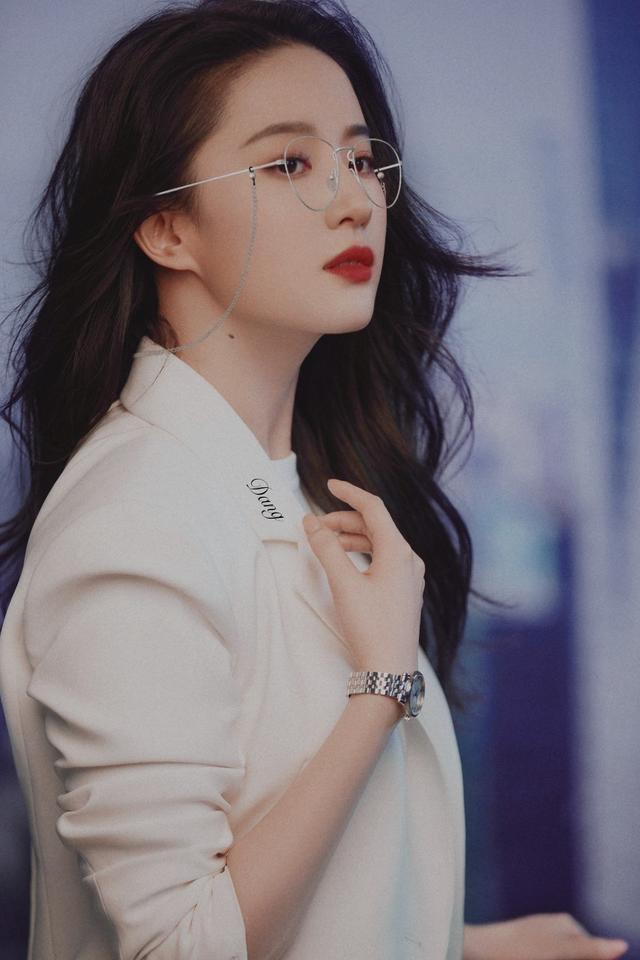 有一种美,叫刘亦菲身上的贵族气质