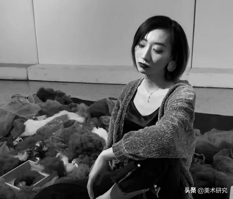 刘欣怡｜2022中央美术学院油画系硕士研究生毕业生推介