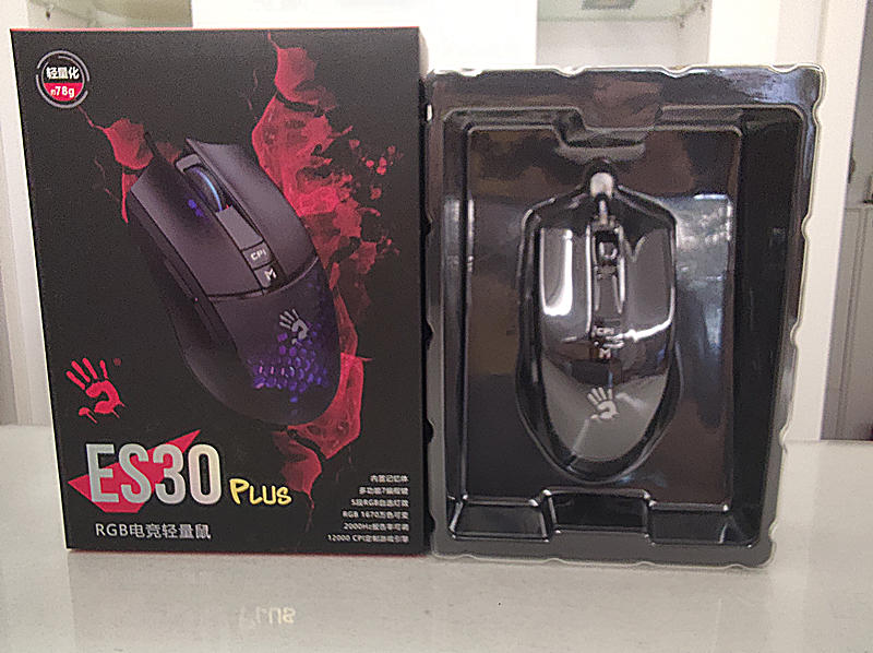 游戏打字最佳“辅助”，血手幽灵RGB轻量化鼠标体验