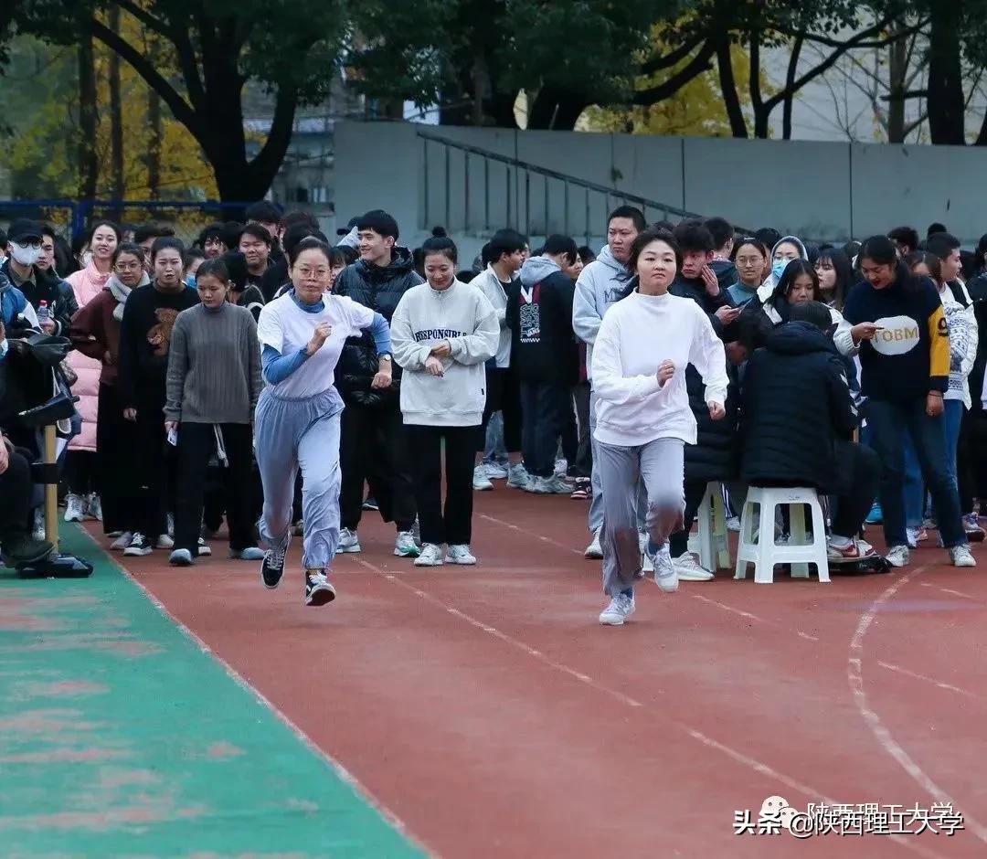 运动场上那些事儿丨直击体测现场，领略青春风姿