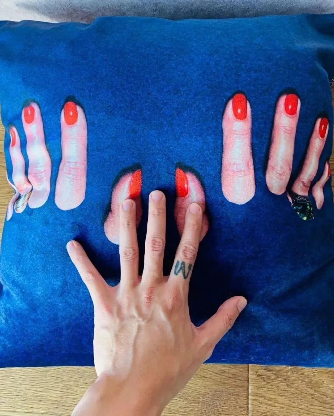 陈伟霆的镜子、井柏然的香氛、刘雯的沙发，就是我的梦中情家