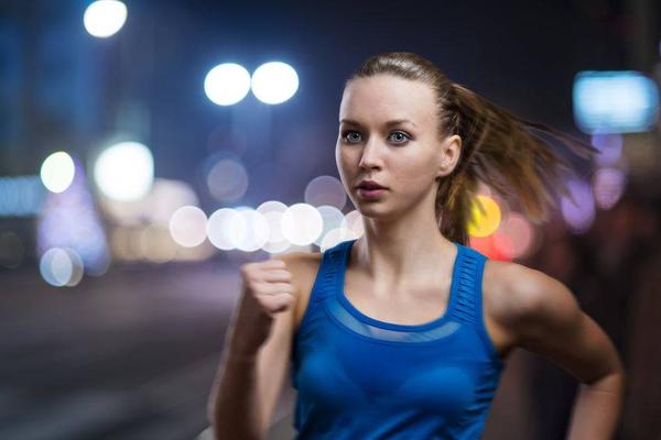 脑梗发作前，身体会有这3种异常情况，年轻人也要留心观察